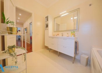 bagno - Quadrilocale Via Pietro Gobetti 5, Taranto - foto 21