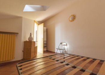 Camera - Attic Corso Luigi Einaudi 1/A, Cherasco - photo 12