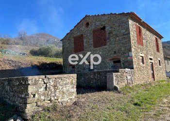 Villa LOCALITA LA VALLE 1 VOGOGNANO, Arezzo - photo 10
