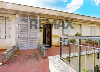 Two-room apartment Via dell'Industria, 6 
 Molino Nuovo, Avegno - photo 1