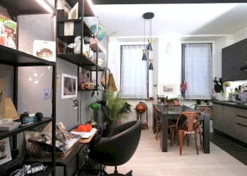 One-room apartment Vico Della Rosa, 1
Centro Storico, Genova (neighborhood Centro Storico) - photo 4