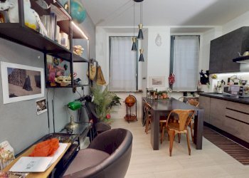 One-room apartment Vico Della Rosa, 1
Centro Storico, Genova (neighborhood Centro Storico) - photo 9