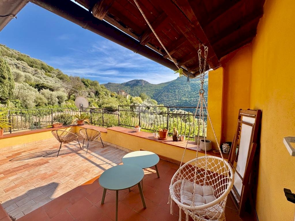 Apartment Via don mario scarrone, Finale Ligure - photo 1