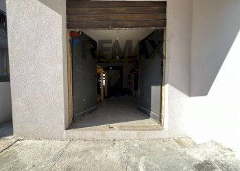 Shop Crocetta, Modena, Modena (neighborhood Crocetta) - photo 14