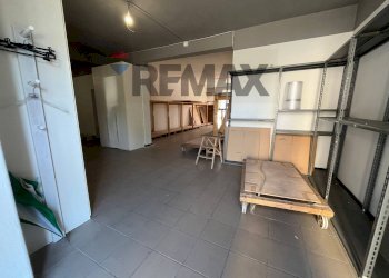 Shop Crocetta, Modena, Modena (neighborhood Crocetta) - photo 19