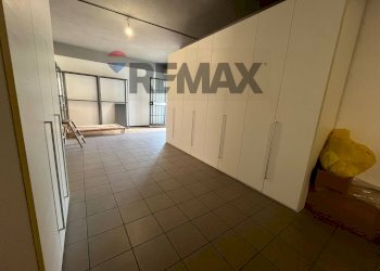 Shop Crocetta, Modena, Modena (neighborhood Crocetta) - photo 28