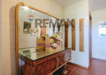 Villa Via Belvedere 
 Manerba del Garda, BS, Manerba del Garda - photo 24