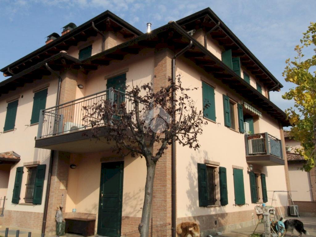 Trilocale Via caponnetto, Casalgrande - foto 1