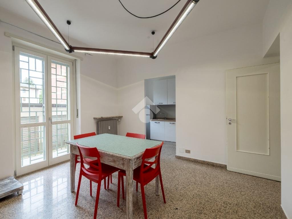 Three-room apartment Viale Cappuccini, Chieri - photo 1