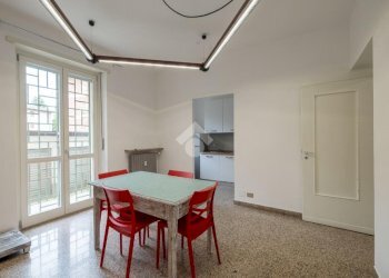 Three-room apartment Viale Cappuccini, Chieri - photo 1