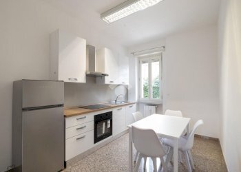 Three-room apartment Viale Cappuccini, Chieri - photo 1