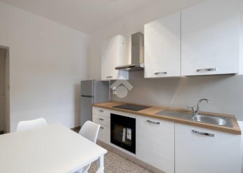 Three-room apartment Viale Cappuccini, Chieri - photo 2
