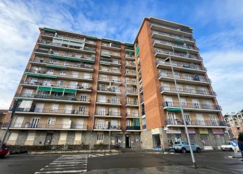 Two-room apartment Via Pellico, Collegno - photo 1