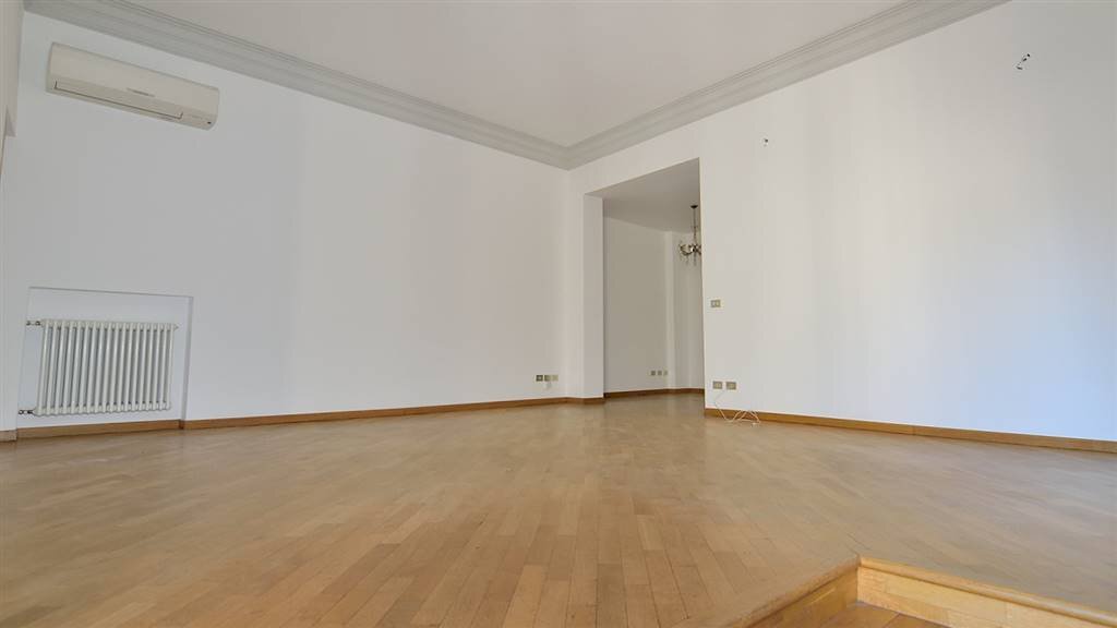 Appartamento Via Santo Stefano 84, Bologna - foto 3