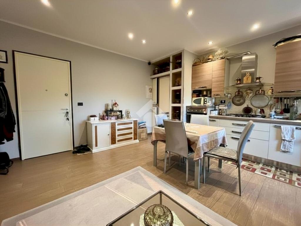 Two-room apartment Viale Piazza d'Armi, Pinerolo - photo 1
