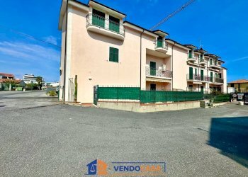 One-room apartment Loano - photo 1