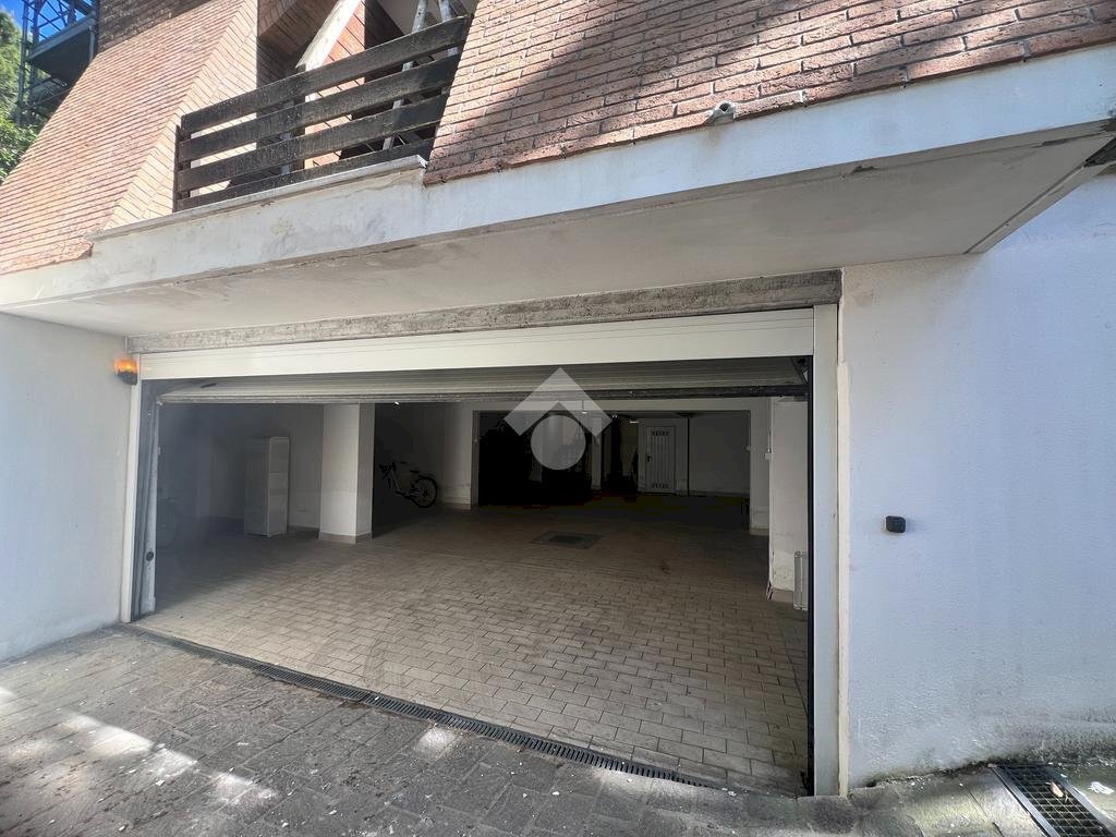 Garage - Parking via Caduti per la LIbertà, Cervia - photo 1