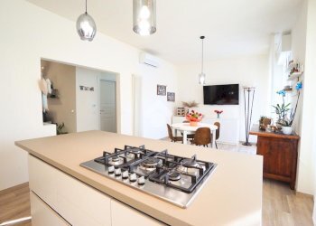 Four-room apartment Via L. Aliprandi, Modena (neighborhood Circoscrizione 1) - photo 4