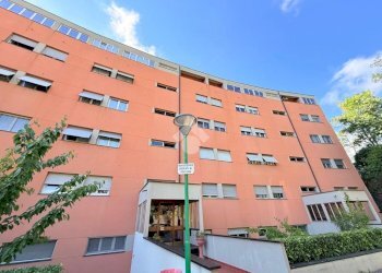 Quadrilocale Via Antonio Sant'Elia, Genova (zona Borzoli) - foto 2