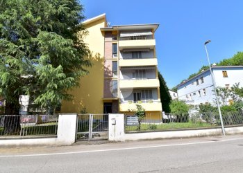 Three-room apartment Via Figlie della Croce, Sala Baganza - photo 1