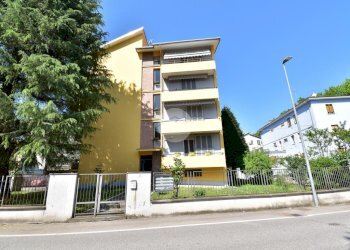 Three-room apartment Via Figlie della Croce, Sala Baganza - photo 2
