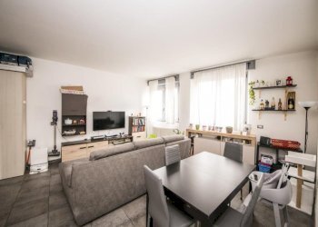 Three-room apartment Via Gaetano Airaghi, Milano (neighborhood Quinto Romano) - photo 1