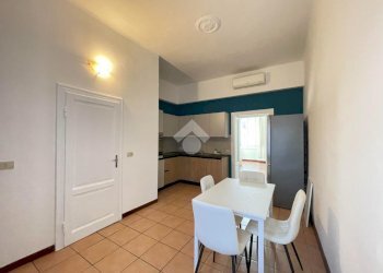 Two-room apartment Via Garigliano, Milano (neighborhood Isola) - photo 1