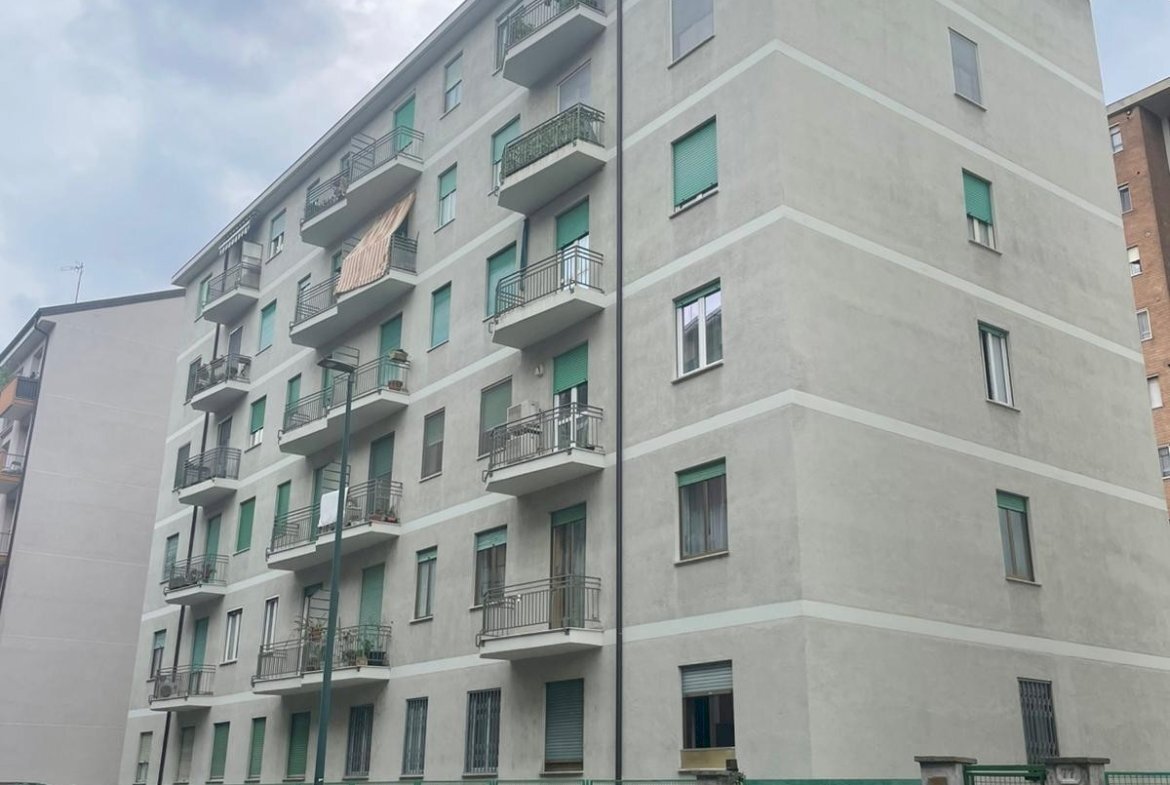 Four-room apartment torino via roccavione 77, Torino (neighborhood Borgo Vittoria) - photo 1