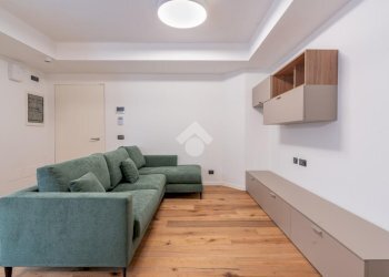 Three-room apartment Via Ippolito Rosellini, Milano (neighborhood Isola) - photo 1