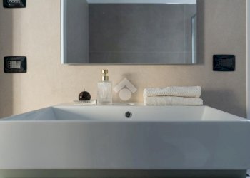 Three-room apartment Via Ippolito Rosellini, Milano (neighborhood Isola) - photo 23