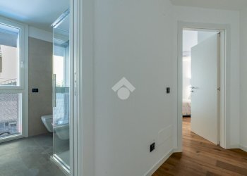 Three-room apartment Via Ippolito Rosellini, Milano (neighborhood Isola) - photo 27
