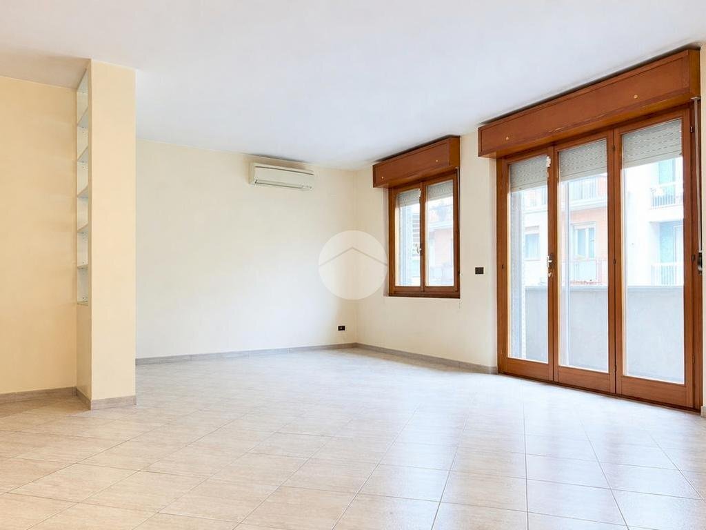 Three-room apartment Via Maniago, Milano (neighborhood Lambrate) - photo 1