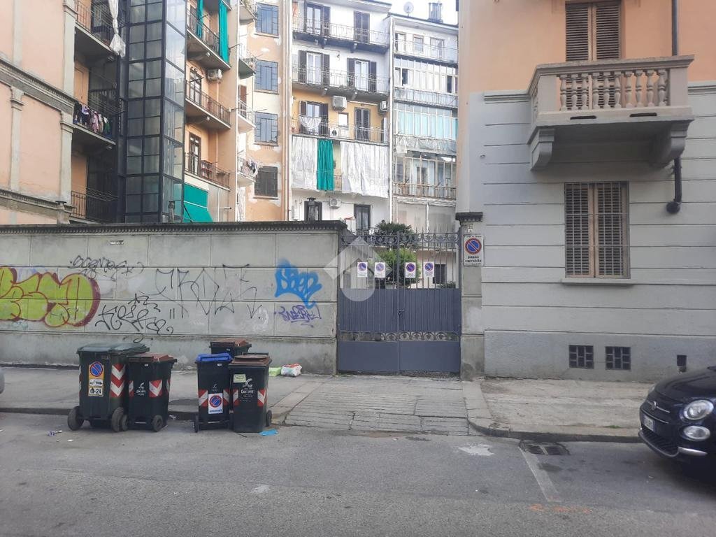 Box Via Varazze, Torino (zona Nizza Millefonti) - foto 1