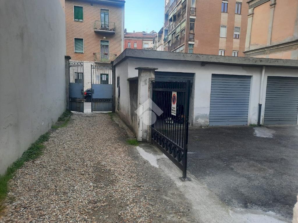 Box Via Varazze, Torino (zona Nizza Millefonti) - foto 2