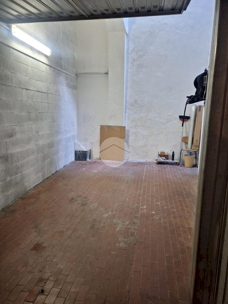 Box Corso Grosseto, Torino (zona Borgo Vittoria) - foto 2