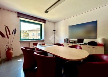 Apartment Vicolo Goito, Asti - photo 9