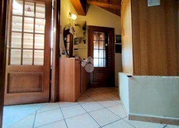 Three-room apartment Frazione Porossan Le Papet, Aosta - photo 13