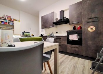 Two-room apartment Viale Conseil Des Commis, Aosta - photo 4