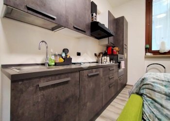Two-room apartment Viale Conseil Des Commis, Aosta - photo 6