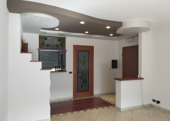 Four-room apartment Via Sant'Ambrogio, 6, Mango - photo 2