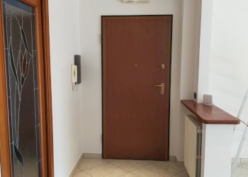 Four-room apartment Via Sant'Ambrogio, 6, Mango - photo 4
