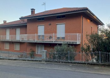 Four-room apartment Via Sant'Ambrogio, 6, Mango - photo 21