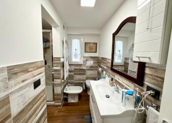Quadrilocale Via Enrico Cravero, Genova (zona Foce) - foto 12