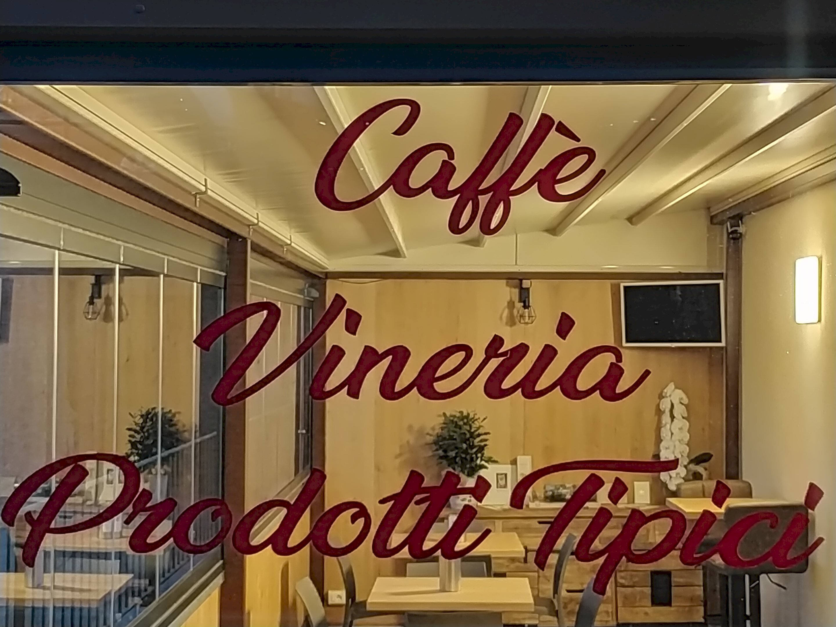 Pub - Enoteca - Wine Bar Via Circonvallazione, 89, Mango - foto 1