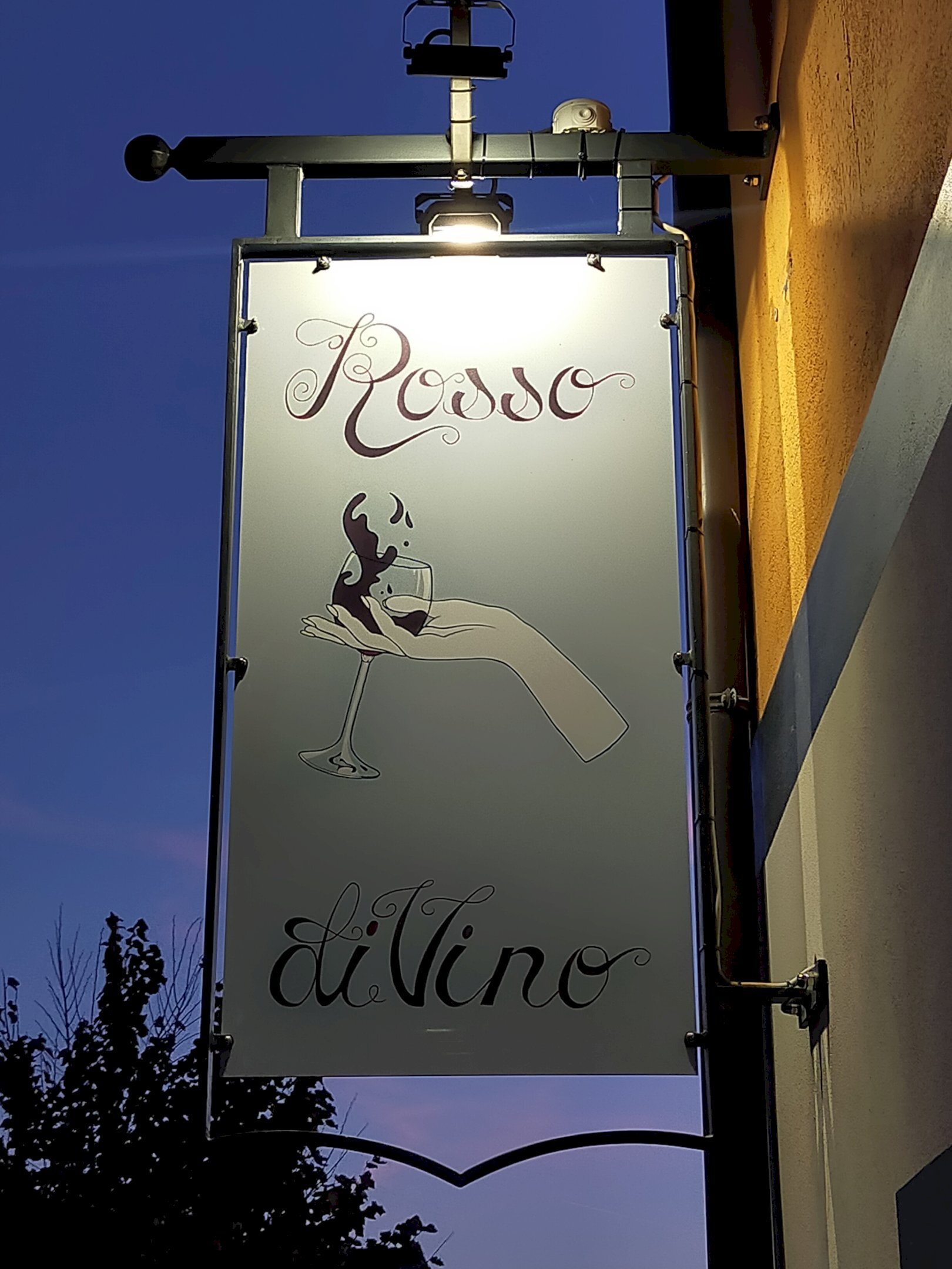 Pub - Enoteca - Wine Bar Via Circonvallazione, 89, Mango - foto 2