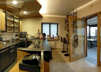 Pub - Enoteca - Wine Bar Via Circonvallazione, 89, Mango - foto 7