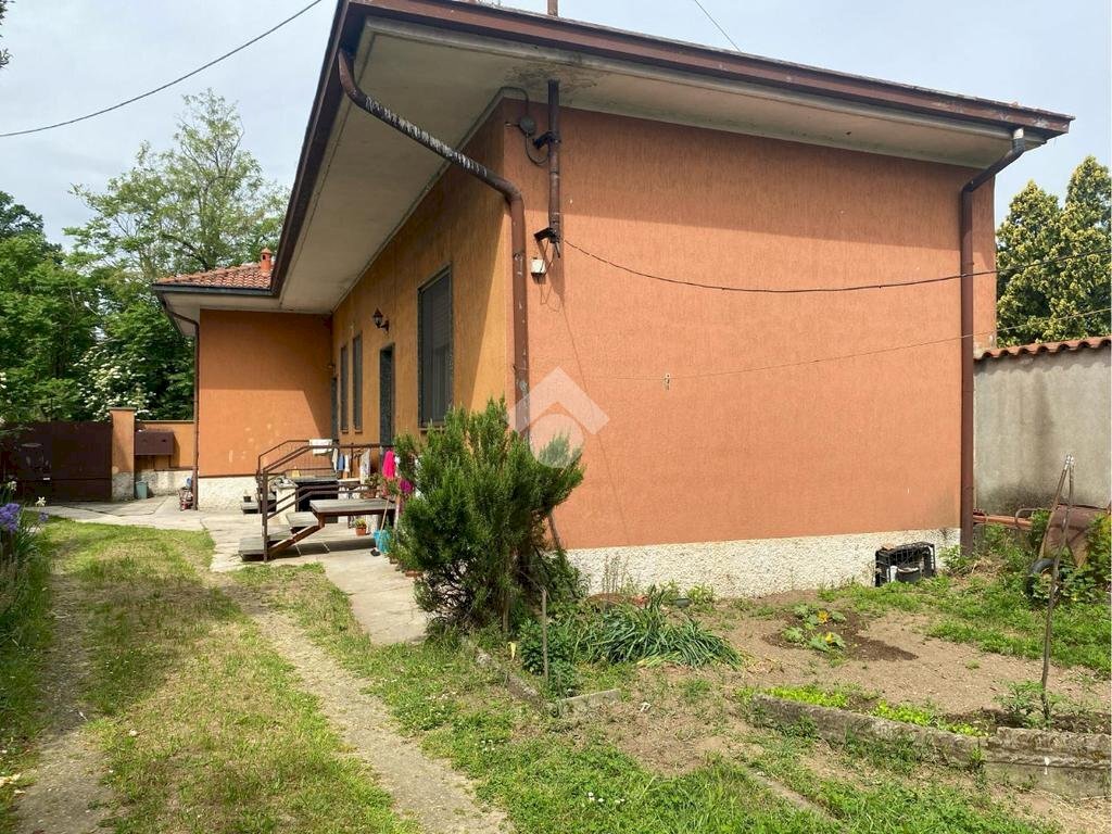 Villa Via Certosa, Arluno - photo 1