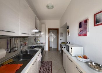 Three-room apartment Via Milano, Legnano - photo 2