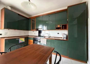 Three-room apartment Piazza Sandro Pertini, Pessano con Bornago - photo 9