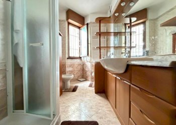 Three-room apartment Piazza Sandro Pertini, Pessano con Bornago - photo 13